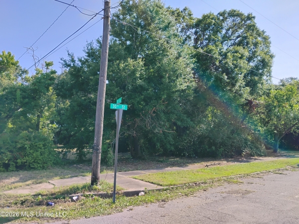 Listing Image #2 - Land for sale at 2001 30th Street, Gulfport MS 39501 Listing Image #2 - Land for sale at 2001 30th Street, Gulfport MS 39501