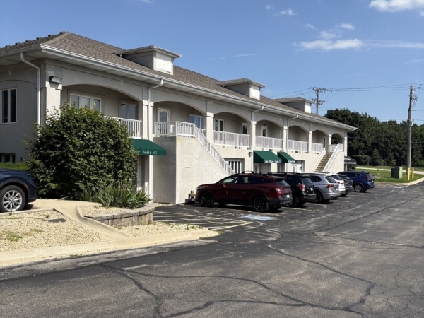 Listing Image #2 - Office for sale at 1001 E Chicago Avenue , 111, Naperville IL 60540 Listing Image #2 - Office for sale at 1001 E Chicago Avenue , 111, Naperville IL 60540