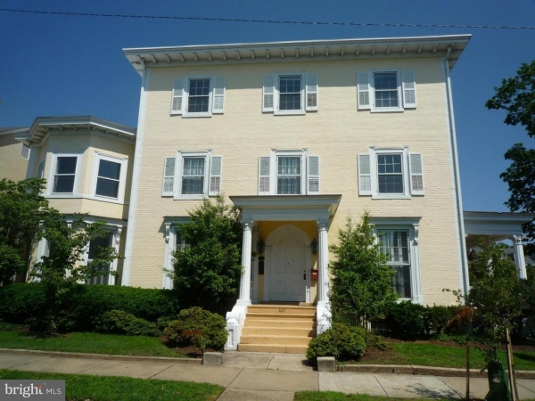Listing Image #1 - Others for sale at 401 Hanover Street, Fredericksburg VA 22401 Listing Image #1 - Others for sale at 401 Hanover Street, Fredericksburg VA 22401