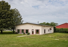 Retail property for sale in Waverly, IA
