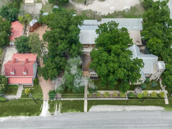 Listing Image #3 - Industrial for sale at 331 Fifth St., Comfort TX 78013