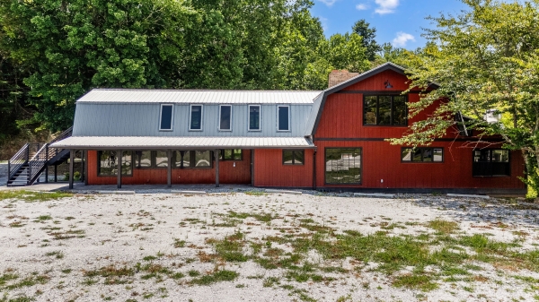 Listing Image #3 - Retail for sale at 851 Highway 441 S, Clayton GA 30525 Listing Image #3 - Retail for sale at 851 Highway 441 S, Clayton GA 30525