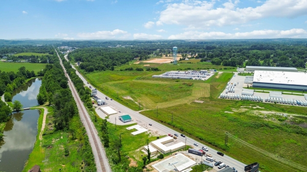 Listing Image #3 - Land for sale at 9999 S Laurel Road 077-00-00-147-08 8.6 Acres, London KY 40744 Listing Image #3 - Land for sale at 9999 S Laurel Road 077-00-00-147-08 8.6 Acres, London KY 40744