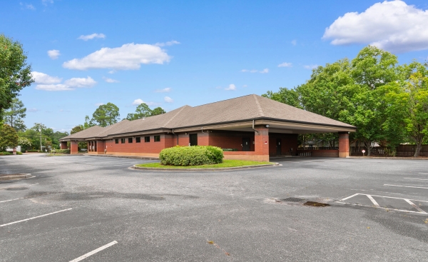 Listing Image #3 - Others for sale at 1706 2nd Loop Rd., Florence SC 29501 Listing Image #3 - Others for sale at 1706 2nd Loop Rd., Florence SC 29501