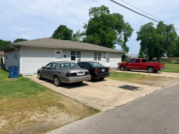 Listing Image #2 - Multi-family for sale at 1541 Coolidge Street, Poplar Bluff MO 63901 Listing Image #2 - Multi-family for sale at 1541 Coolidge Street, Poplar Bluff MO 63901