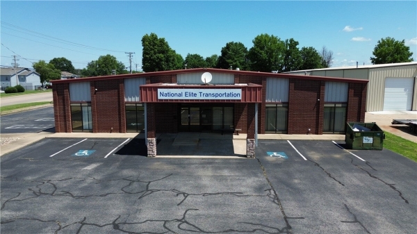 Listing Image #1 - Office for sale at 3906 Kelley Avenue, Springdale AR 72762