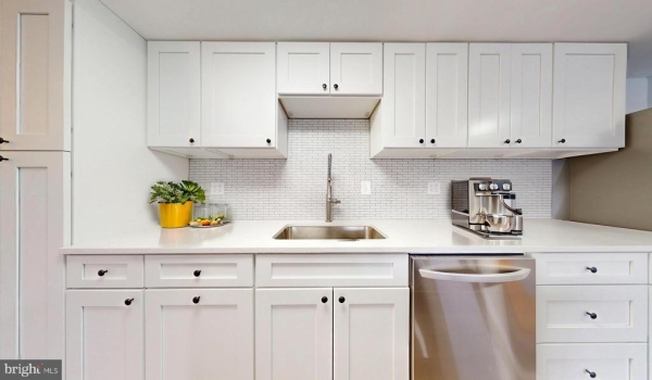 Listing Image #3 - Office for sale at 4600 Duke Street , 431, Alexandria VA 22304