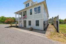 Listing Image #2 - Others for sale at 110 State Street, Bay Saint Louis MS 39520