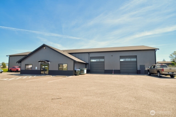 Listing Image #2 - Industrial for sale at 1418 Mahoney Drive, Centralia WA 98531 Listing Image #2 - Industrial for sale at 1418 Mahoney Drive, Centralia WA 98531