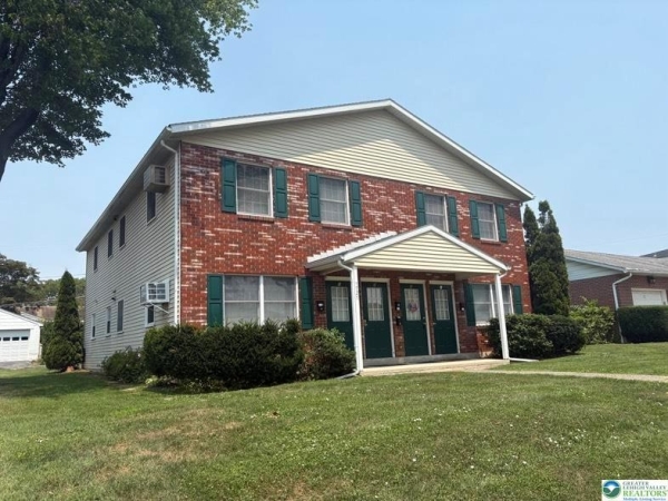 Listing Image #2 - Multi-family for sale at 1725 W. Livingston St, Allentown PA 18104 Listing Image #2 - Multi-family for sale at 1725 W. Livingston St, Allentown PA 18104