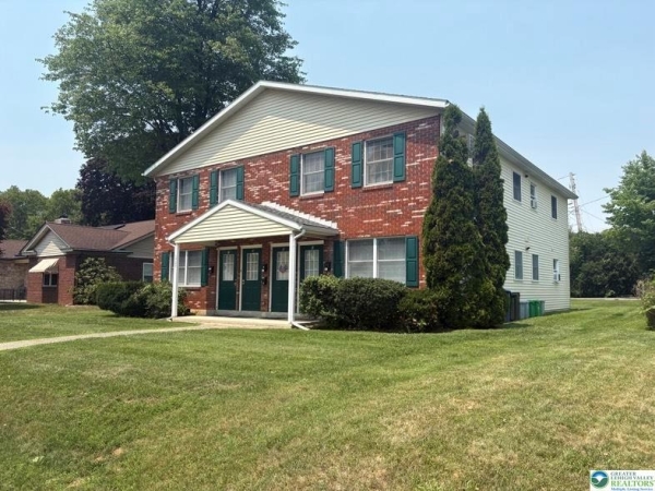 Listing Image #3 - Multi-family for sale at 1725 W. Livingston St, Allentown PA 18104 Listing Image #3 - Multi-family for sale at 1725 W. Livingston St, Allentown PA 18104