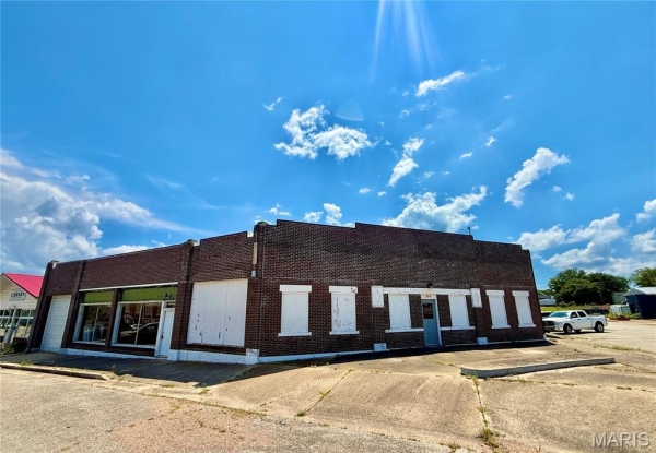 Listing Image #1 - Others for sale at 107 W Camden, Richland MO 65556