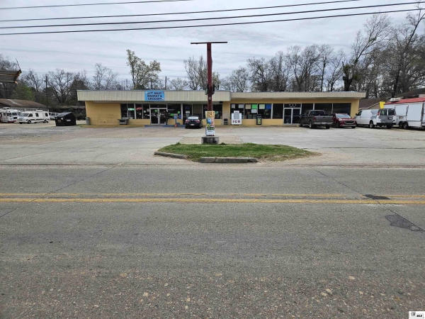 Listing Image #1 - Industrial for sale at 709 & 711 SMITH STREET, West Monroe LA 71292 Listing Image #1 - Industrial for sale at 709 & 711 SMITH STREET, West Monroe LA 71292