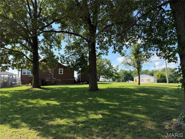 Listing Image #2 - Others for sale at 1306 Sainte Genevieve Avenue, Farmington MO 63640