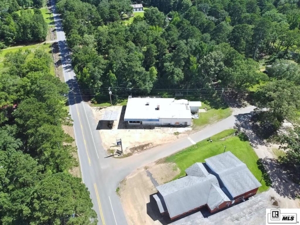 Listing Image #2 - Retail for sale at 10314 HIGHWAY 143, Farmerville LA 71241 Listing Image #2 - Retail for sale at 10314 HIGHWAY 143, Farmerville LA 71241