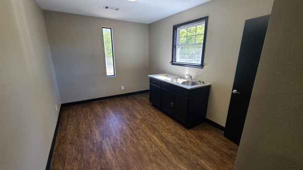 Listing Image #3 - Others for sale at 847 Third Street, Hot Springs AR 71913