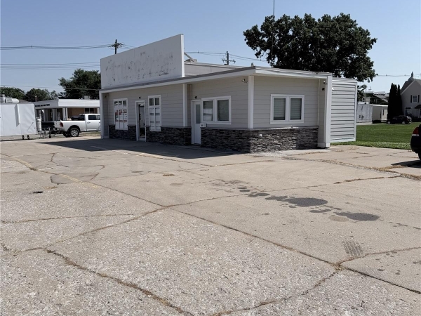 Listing Image #3 - Retail for sale at 414 C Avenue, Vinton IA 52349 Listing Image #3 - Retail for sale at 414 C Avenue, Vinton IA 52349