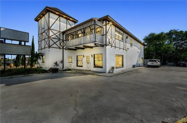 Listing Image #2 - Others for sale at 3601 E Busch Boulevard, Tampa FL 33612