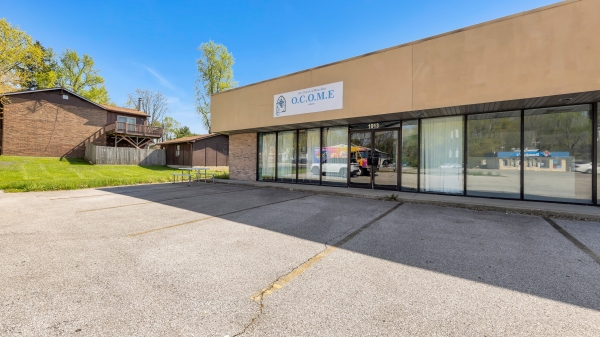 Listing Image #3 - Retail for sale at 1913 North Belt E, Belleville IL 62221 Listing Image #3 - Retail for sale at 1913 North Belt E, Belleville IL 62221