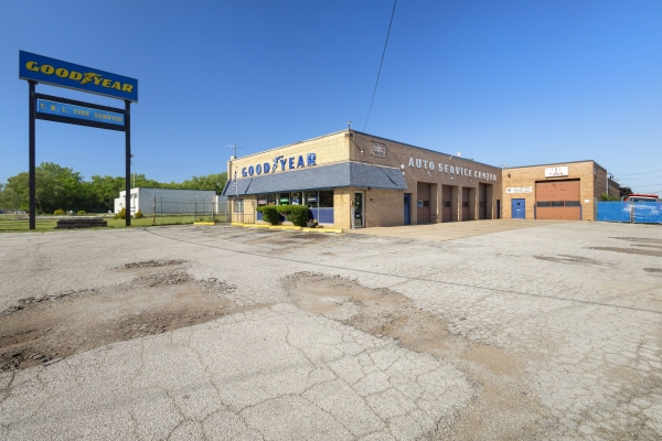 Listing Image #2 - Retail for sale at 3349 E End Ave, South Chicago Heights IL 60411 Listing Image #2 - Retail for sale at 3349 E End Ave, South Chicago Heights IL 60411