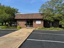 Listing Image #2 - Office for sale at 321 Wedgewood Square, Columbia IL 62236