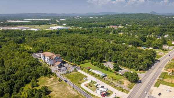 Listing Image #1 - Others for sale at 20717 Highway 365 N, Maumelle AR 72113