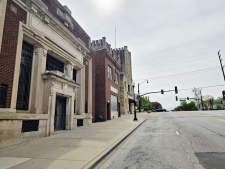 Listing Image #3 - Office for sale at 220 E Galena Boulevard, Aurora IL 60505