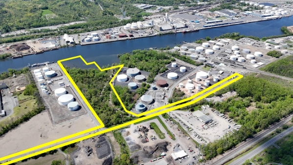 Listing Image #1 - Land for sale at L1 Riverside Ave, Rensselaer NY 12144