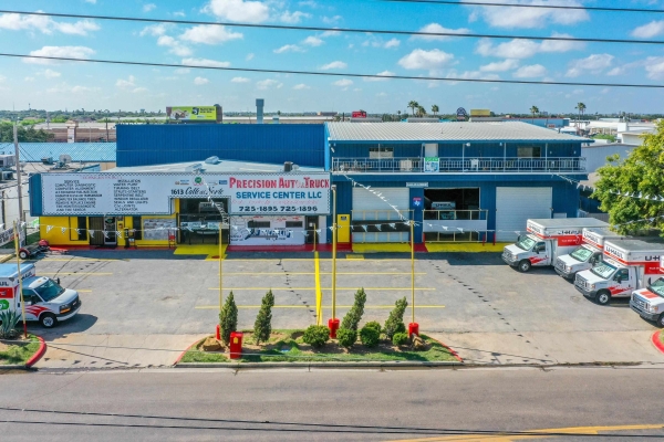Listing Image #1 - Retail for sale at 1613 Calle Del Norte, Laredo TX 78041