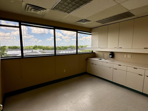 Listing Image #7 - Office for sale at 1401 Harrodsburg Road, Unit 5A, Lexington KY 40504