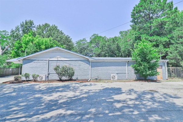 Listing Image #3 - Others for sale at 906 E Matthews Avenue, Jonesboro AR 72401