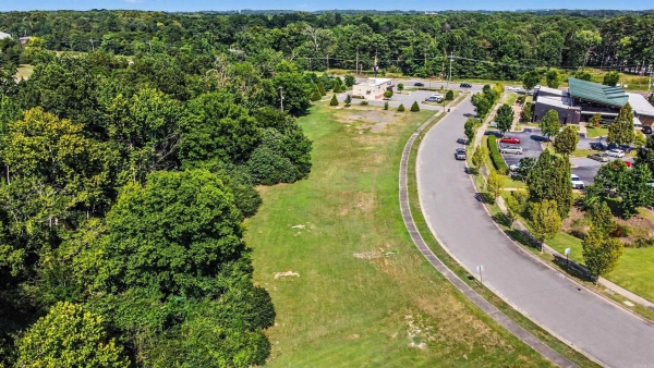 Listing Image #3 - Others for sale at 14 Otter Creek Ct, Little Rock AR 72210