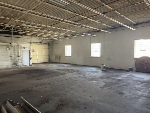 Listing Image #6 - Industrial for sale at 23515-23525 Blackstone Avenue, Warren MI 48089
