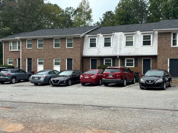 Listing Image #2 - Multi-family for sale at 180 Chalfont Lane Unit#1-6, Athens GA 30606