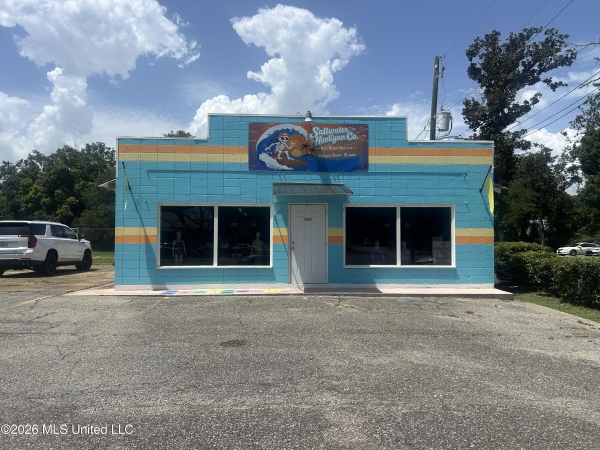 Listing Image #1 - Retail for sale at 1111 Bienville Boulevard, Ocean Springs MS 39564