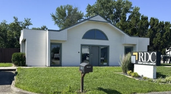 Listing Image #1 - Industrial for sale at 2190 Commercial Court, Evansville IN 47720 Listing Image #1 - Industrial for sale at 2190 Commercial Court, Evansville IN 47720