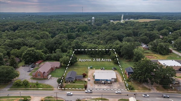 Listing Image #1 - Office for sale at 317 & 295 General Daniels Avenue N, Danielsville GA 30633 Listing Image #1 - Office for sale at 317 & 295 General Daniels Avenue N, Danielsville GA 30633