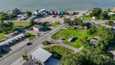 Retail property for sale in Bacliff, TX