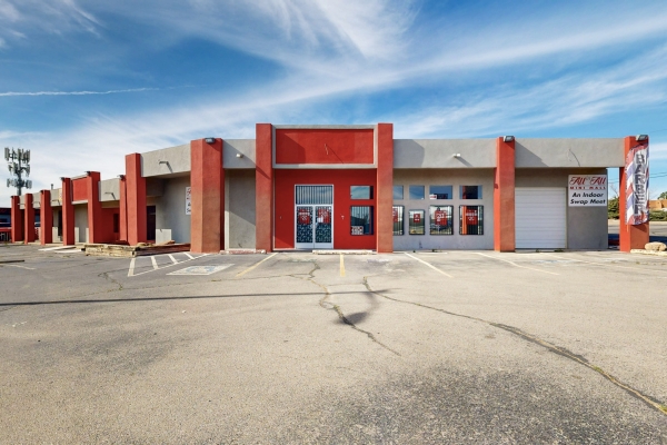 Listing Image #1 - Industrial for sale at 6517 Lomas Boulevard NE, Albuquerque NM 87110 Listing Image #1 - Industrial for sale at 6517 Lomas Boulevard NE, Albuquerque NM 87110
