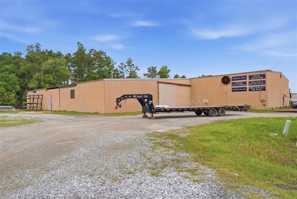 Listing Image #2 - Others for sale at 609 Landry Lane, Sulphur LA 70663