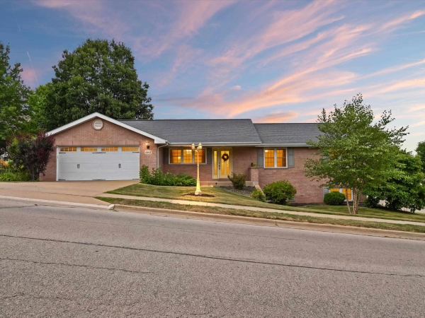 Listing Image #1 - Others for sale at 6183 Forest Hills Drive, Dubuque IA 52002