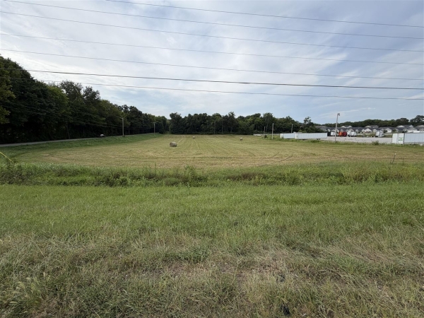 Listing Image #2 - Land for sale at 0 Old Tram Road, Bowling Green KY 42101 Listing Image #2 - Land for sale at 0 Old Tram Road, Bowling Green KY 42101