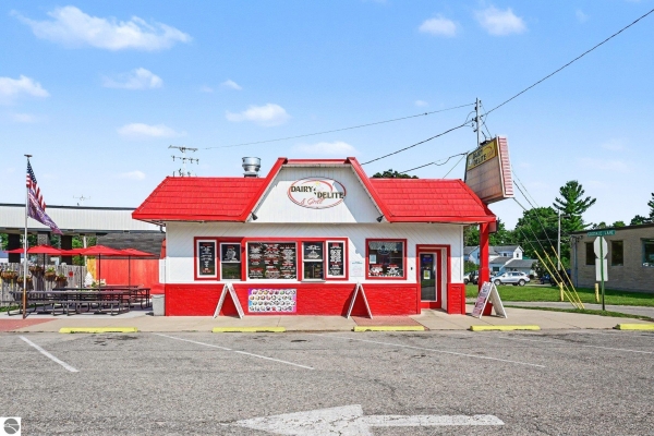 Listing Image #2 - Retail for sale at 111 N William Street, Mancelona MI 49659 Listing Image #2 - Retail for sale at 111 N William Street, Mancelona MI 49659