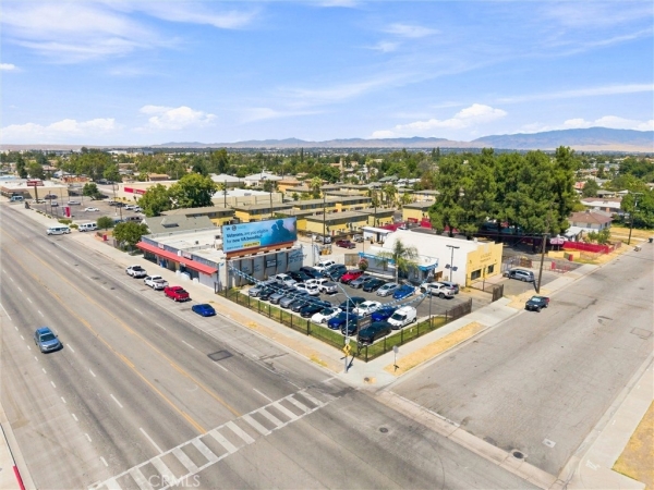 Listing Image #3 - Industrial for sale at 1440 2nd, Bakersfield CA 93304 Listing Image #3 - Industrial for sale at 1440 2nd, Bakersfield CA 93304