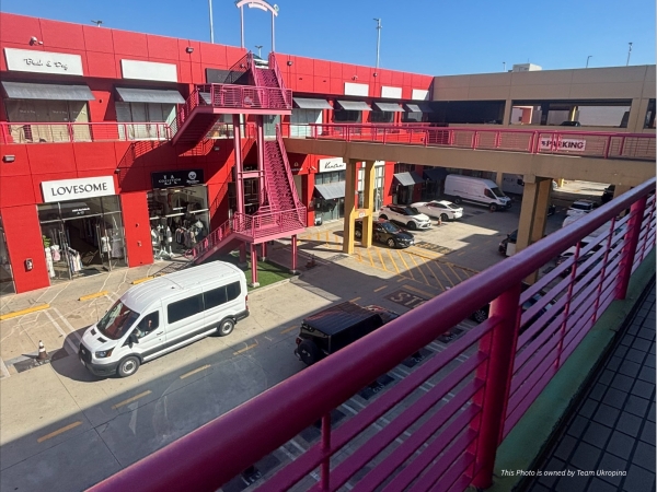 Listing Image #3 - Retail for sale at 1100 S San Pedro St, Units K8 & K9, Los Angeles CA 90015