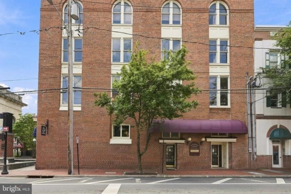 Listing Image #2 - Retail for sale at 185 North Loudoun Street, Winchester VA 22601
