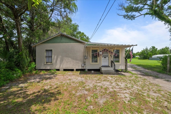 Listing Image #1 - Office for sale at 6100 Crill Ave, Palatka FL 32177 Listing Image #1 - Office for sale at 6100 Crill Ave, Palatka FL 32177