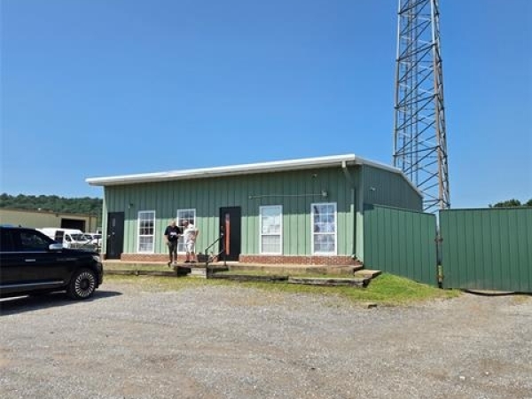 Listing Image #1 - Industrial for sale at 2992 N Hwy 167, Catoosa OK 74105