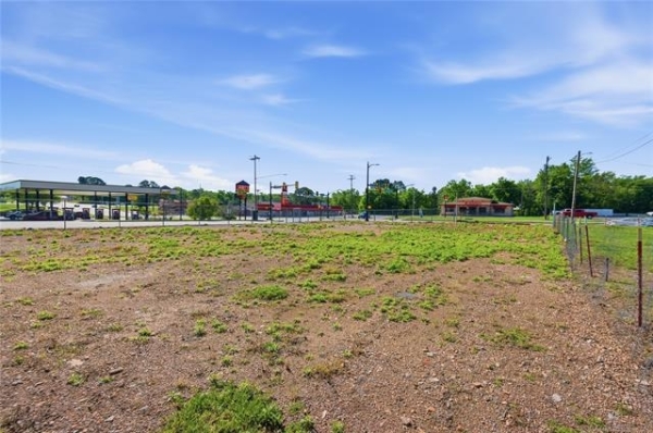 Listing Image #2 - Land for sale at 301 N Cedar Avenue, Tahlequah Ok OK 74464