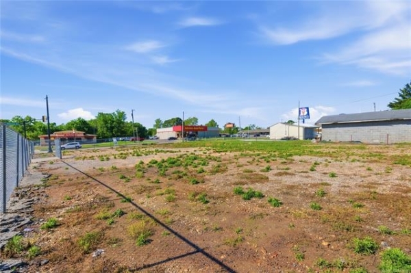 Listing Image #3 - Land for sale at 301 N Cedar Avenue, Tahlequah Ok OK 74464
